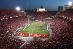 拉文称需要全队同频率执行战术，拉文带队能力